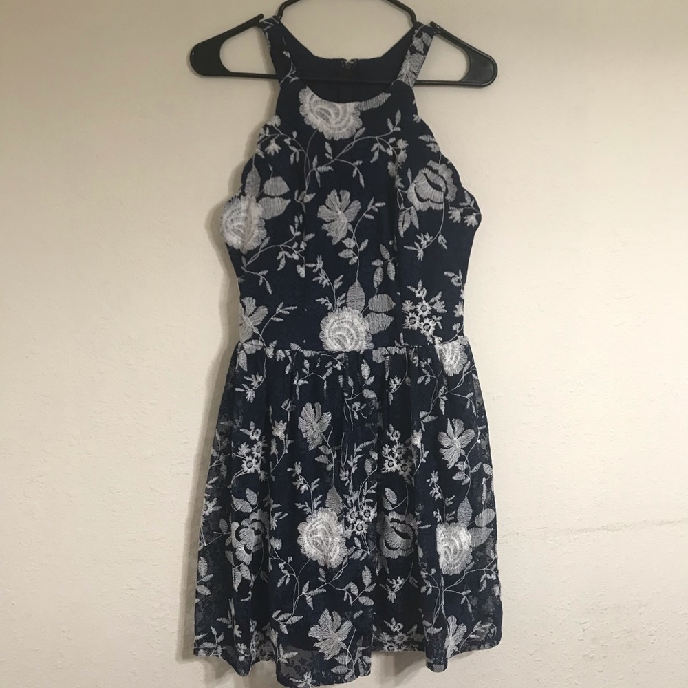 Altar’d State flowered Women's dress, blue color